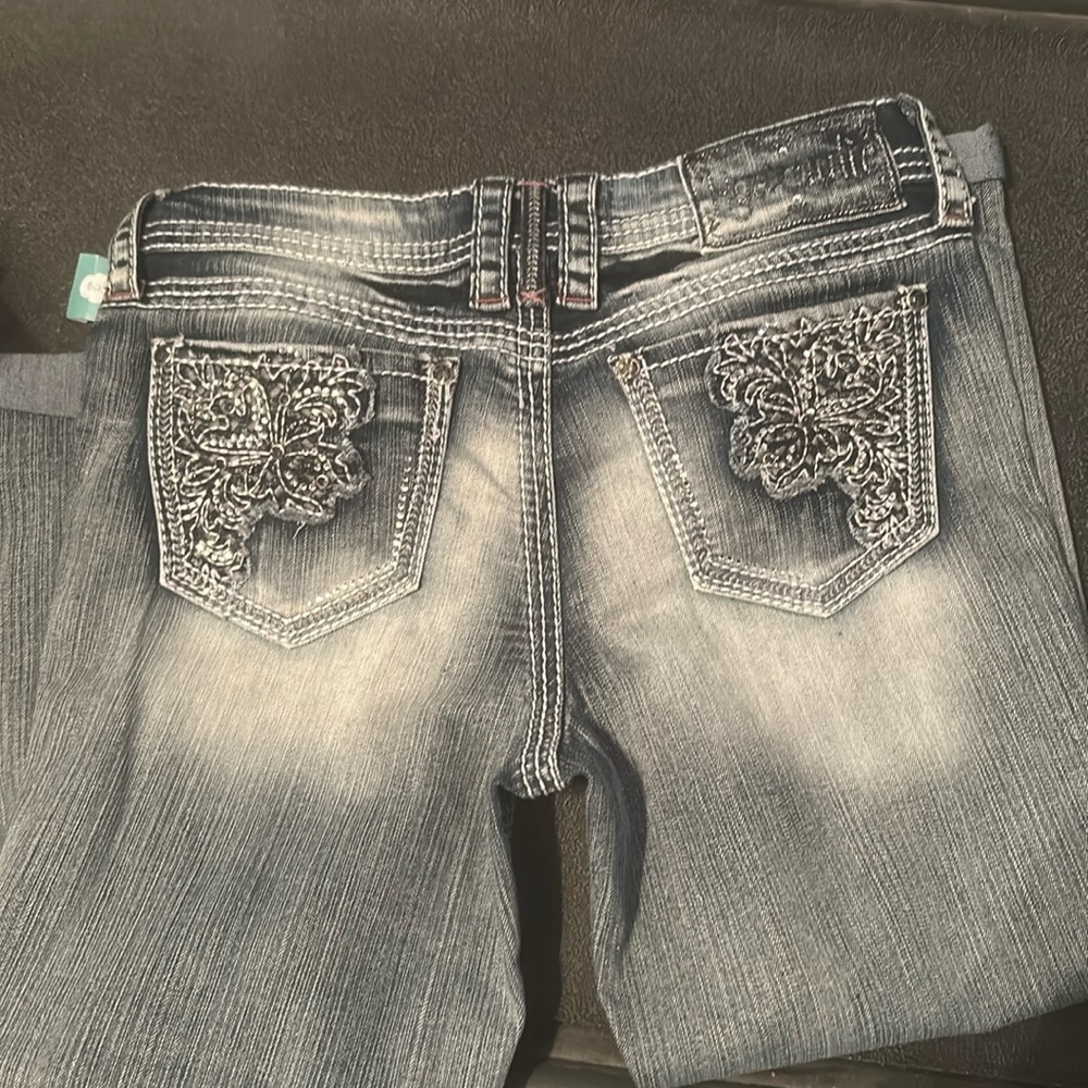 Brand new capris
